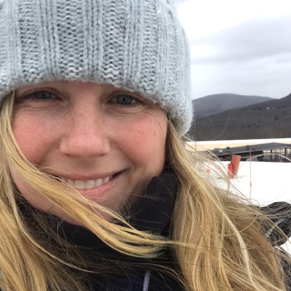 Meet your Posher, Tenea - Picture 1 of 1